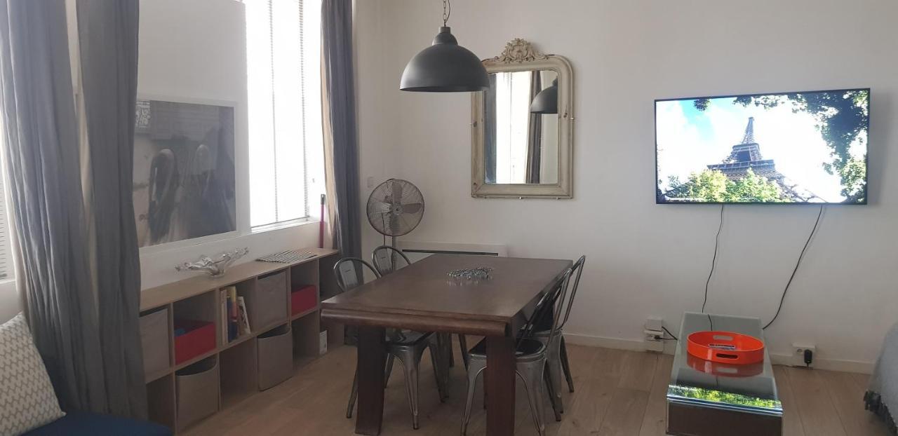 Charming Loft - Tour Eiffel/ Rue Cler Apart otel Paris Dış mekan fotoğraf