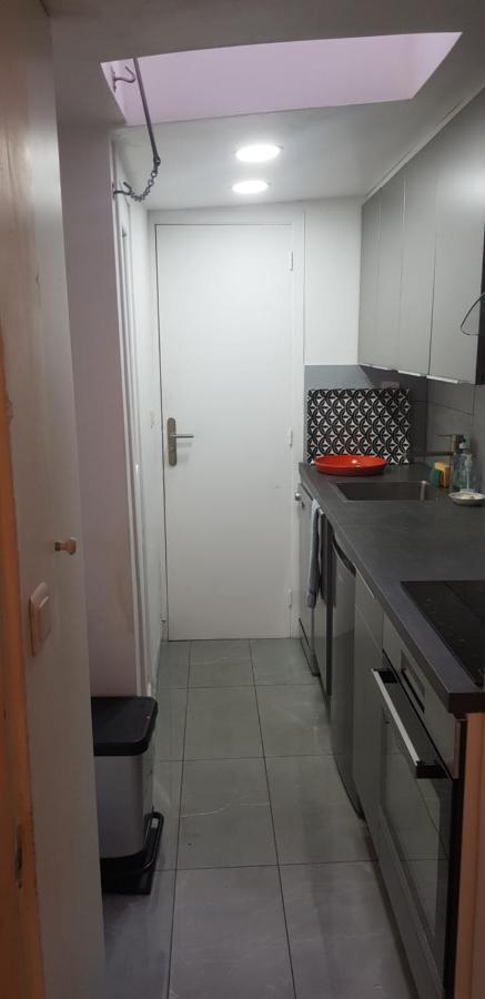 Charming Loft - Tour Eiffel/ Rue Cler Apart otel Paris Dış mekan fotoğraf